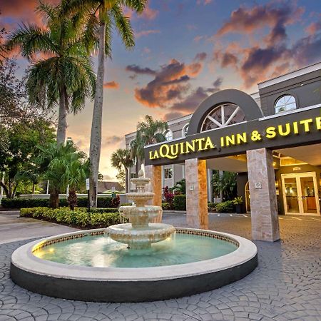 La Quinta By Wyndham Coral Springs South Hotel Buitenkant foto