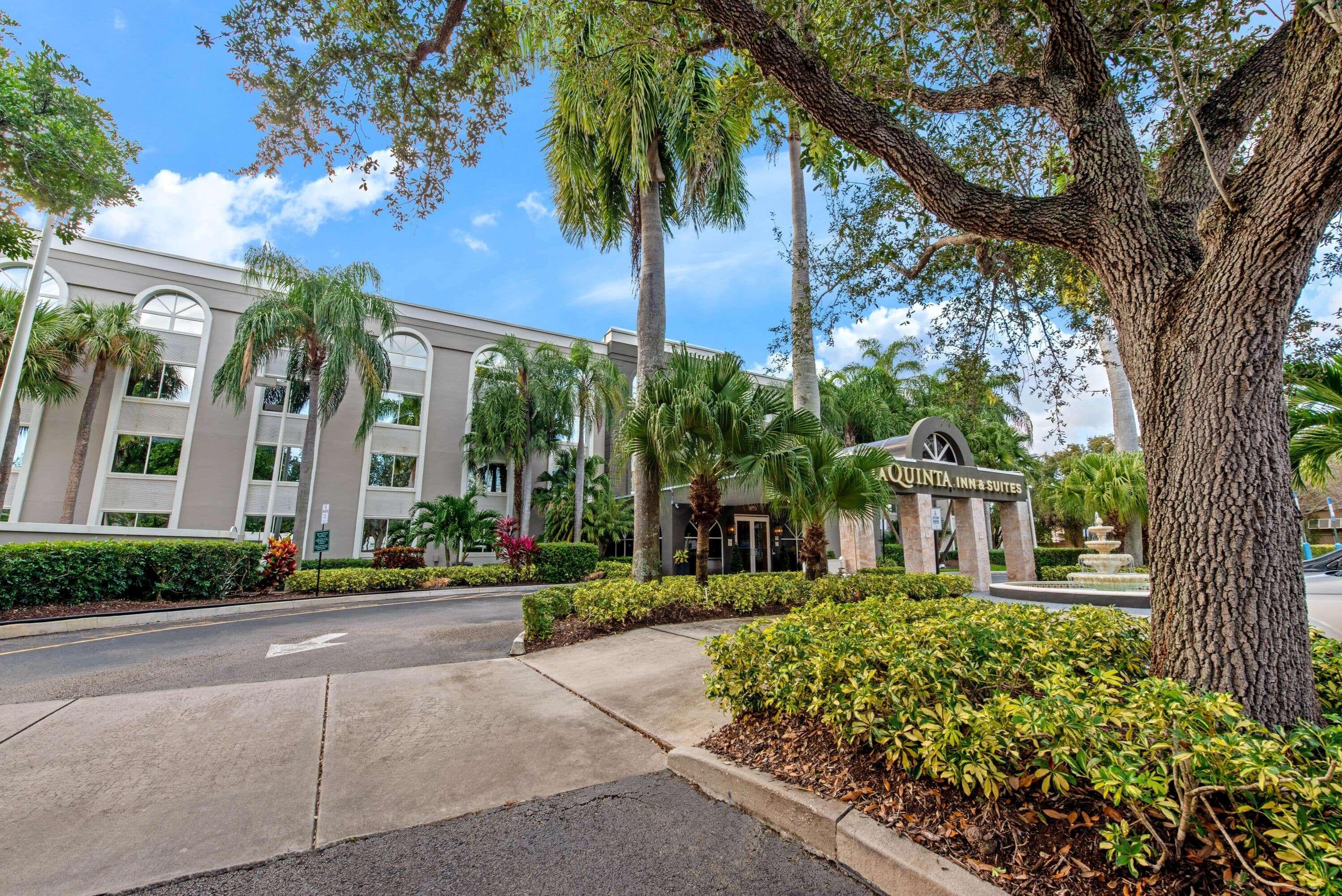 La Quinta By Wyndham Coral Springs South Hotel Buitenkant foto